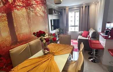 Imagem: O apartamento possui 2 Dormitórios, 1 Banheiro, 1 Vaga na garagem