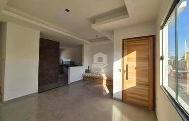 Imagem 8: Casa duplex a venda com excelente padrão de construção