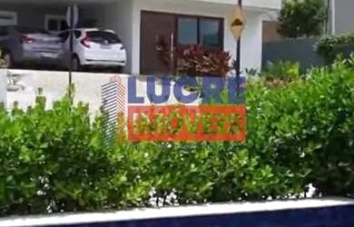 Imagem: A casa em condomínio possui 4 Dormitórios, 4 Banheiros, 2