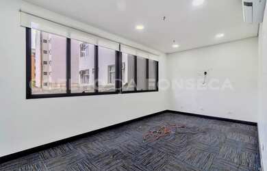 Imagem: O depósito possui 126m² de Área e está localizado em Santa