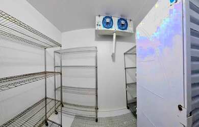 Imagem 7: Predio comercial Jabotiana 1741