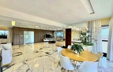 Imagem: O apartamento possui 4 Dormitórios, 5 Banheiros, 4 Vagas na