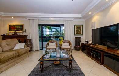 Imagem: O apartamento possui 4 Dormitórios, 5 Banheiros, 3 Vagas na