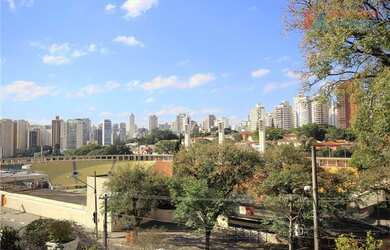 Imagem 5: Casa com 3 dormitórios à venda, 400 m² por R$ 3.000.000,00 - Pacaembu - São Paulo/SP