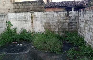 Imagem: A casa possui 2 Dormitórios, 1 Banheiro, 100m² de Área e