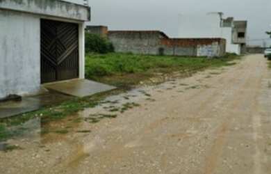 Imagem: O terreno possui 180m² de Área e está localizado em Jabotiana