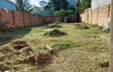 Imagem: O terreno possui 240m² de Área e está localizado em Coroado