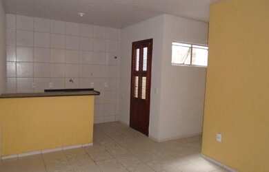 Imagem 3: Casa residencial em cond. p/ locação no Carlito Pamplona por R$600,00