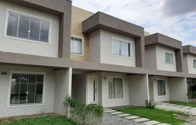 Imagem: A casa possui 3 Dormitórios, 3 Banheiros, 3 Vagas na garagem