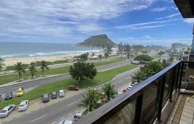 Imagem: O apartamento possui 2 Dormitórios, 2 Banheiros, 2 Vagas na