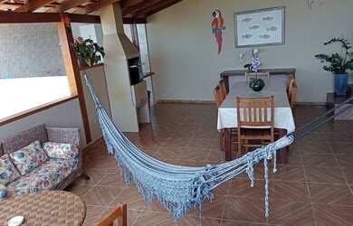 Imagem 3: Casa da Rosi. Churrasqueira, Área de serviço, 2 Vagas na garageme2 Dormitórios