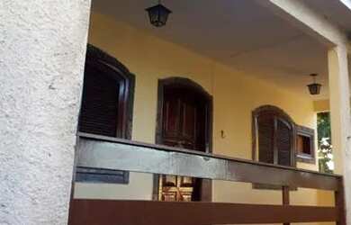 Imagem: A casa possui 2 Dormitórios, 1 Banheiro e 60m² de Área e