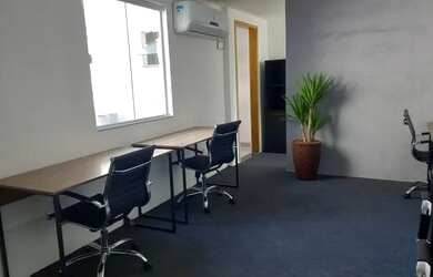 Imagem: O depósito possui 360m² de Área e está localizado em Cavaleiros