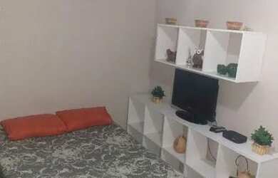 Imagem: O quarto possui Imóvel mobiliado e está localizado em Freguesia