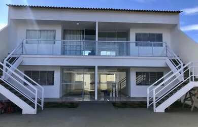 Imagem: A casa possui 2 Dormitórios, 2 Banheiros, 1 Vaga na garagem