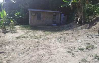 Imagem: A casa possui 1 Dormitório, 1 Banheiro, 22m² de Área e está