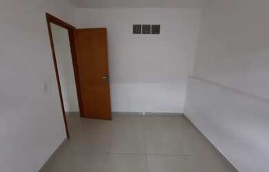 Imagem 7: Casa 2Q reformada IPTU incluso