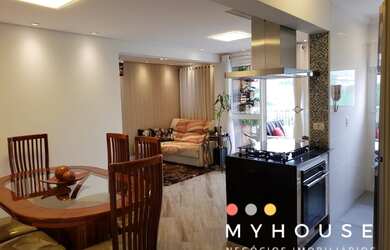 Imagem: O apartamento possui 2 Dormitórios, 1 Banheiro, 1 Vaga na garagem