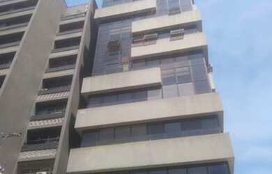 Imagem: O depósito possui 32m² de Área e está localizado em Centro