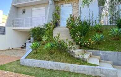 Imagem 3: Venda Casa com 212,00 m², 3 dormitório s , 4 vaga s . Swiss Park, Campinas