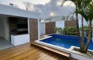 Imagem: A casa em condomínio possui 3 Dormitórios, 3 Banheiros, 4