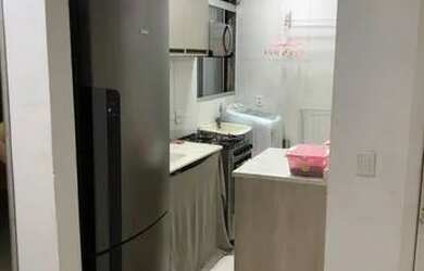 Imagem: O apartamento possui 2 Dormitórios, 1 Banheiro, 1 Vaga na garagem