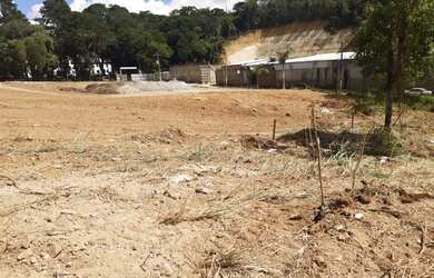 Imagem 4: Terreno no Bairro Carlos Chagas com 2417m2, em frente ao Educandário