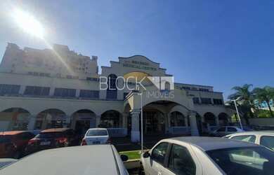 Imagem: O depósito possui 1 Vaga na garagem e 28m² de Área e está