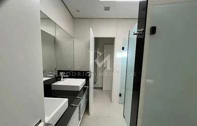 Imagem 2: Casa mobiliada com 6 suítes e vista para o mar no Itapema Plazza