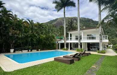 Imagem 12: Térrea para venda com 2500 metros quadrados com 6 quartos