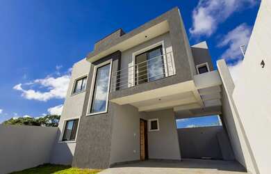 Imagem 2: Sobrado à venda com 3 quartos em Santa Felicidade em Curitiba