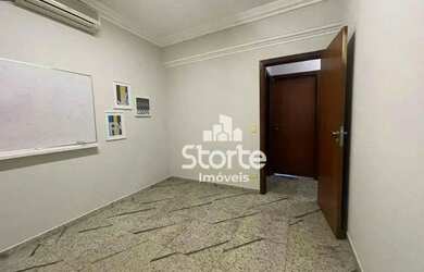 Imagem: O depósito possui 11m² de Área e está localizado em Umuarama