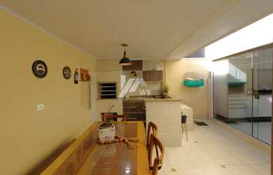 Imagem: A casa em condomínio possui 3 Dormitórios, 3 Banheiros, 2