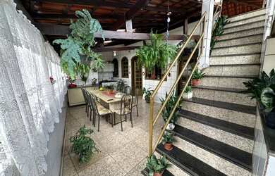 Imagem 8: Casas Santa Maria. São duas casas belíssimas aceito imóvel de menor...