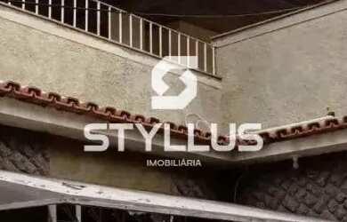 Imagem: A casa possui 3 Dormitórios, 2 Banheiros, 1 Vaga na garagem