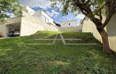 Imagem: O terreno possui 300m² de Área e está localizado em Bragança