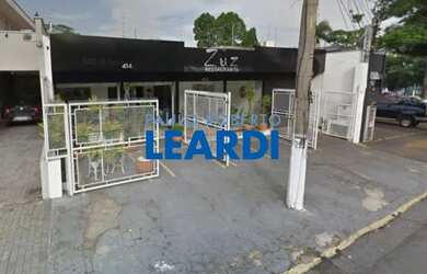 Imagem: O depósito possui 5 Vagas na garagem, 350m² de Área e está