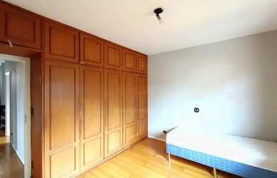 Imagem 12: Casa para alugar na Região Central de Londrina com 5 quartos próxima ao Country Club