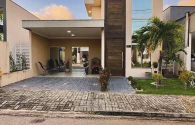 Imagem: A casa em condomínio possui 3 Dormitórios, 3 Banheiros, 2