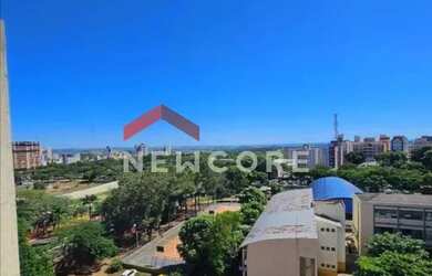 Imagem: O apartamento possui 1 Dormitório, 1 Banheiro, 1 Vaga na garagem