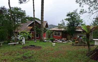 Imagem: A chácara possui 220m² de Área e está localizado em Quebradas