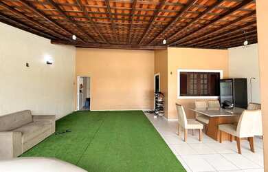 Imagem: A casa em condomínio possui 3 Dormitórios, 3 Banheiros, 2