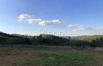 Imagem: O terreno possui 1.492m² de Área e está localizado em Loteamento