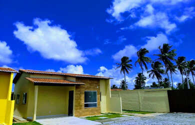 Imagem: A casa possui 2 Dormitórios e está localizado em Centro, Parnamirim