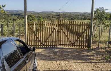Imagem: O terreno possui 2.000m² de Área e está localizado em Jaboticatubas