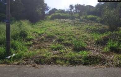 Imagem: O terreno possui 477m² de Área e está localizado em Loteamento