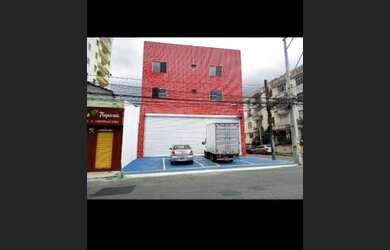 Imagem: O depósito possui 4 Vagas na garagem e 280m² de Área e está