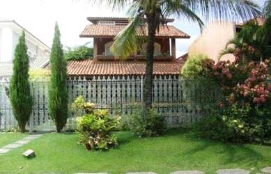 Imagem: A casa em condomínio possui 4 Dormitórios, 3 Banheiros, 3