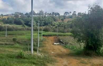 Imagem: O terreno possui 1000m² de Área e está localizado em Jardim
