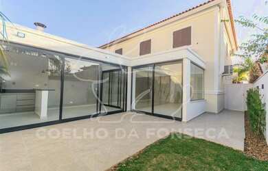 Imagem: A casa em condomínio possui 3 Dormitórios, 2 Banheiros, 2